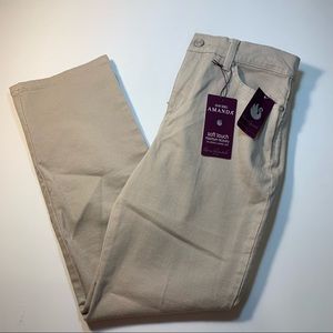 NWT Gloria Vanderbilt Khaki Straight Leg Size 8P